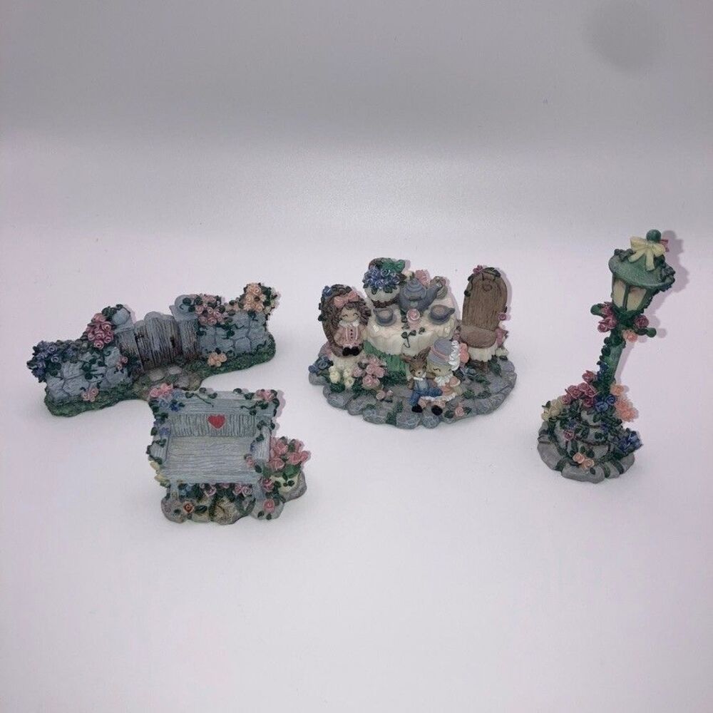 Ivy & Innocence Vintage 1997 4 Piece‎ Lot First Edition Numbered Garden Floral